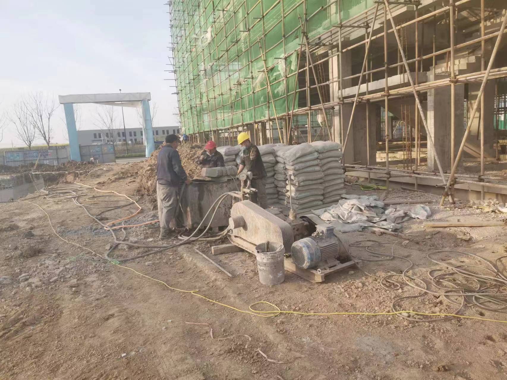 弥勒别墅下沉注浆